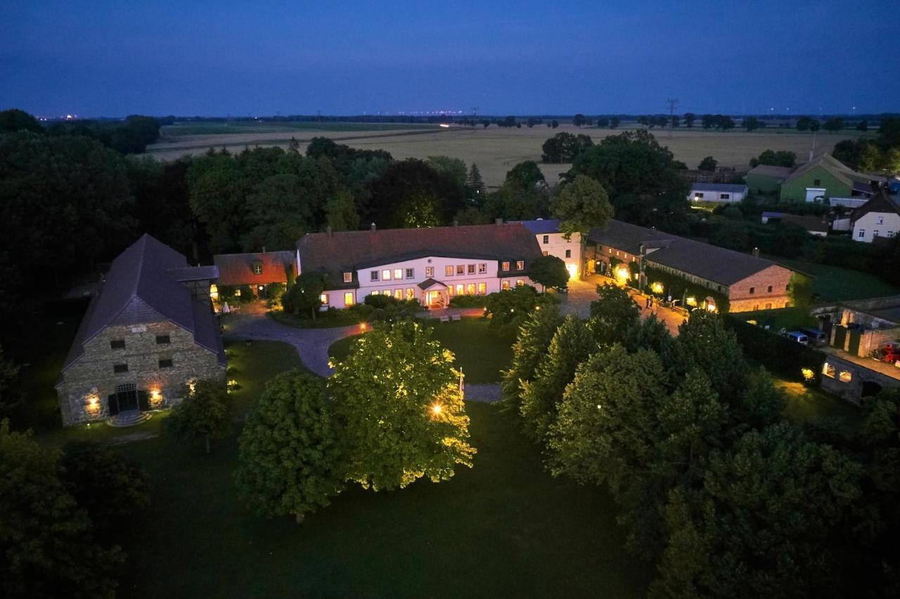 Relais&Châteaux Gutshaus Stolpe Hotel Stolpe an der Peene Exterior foto