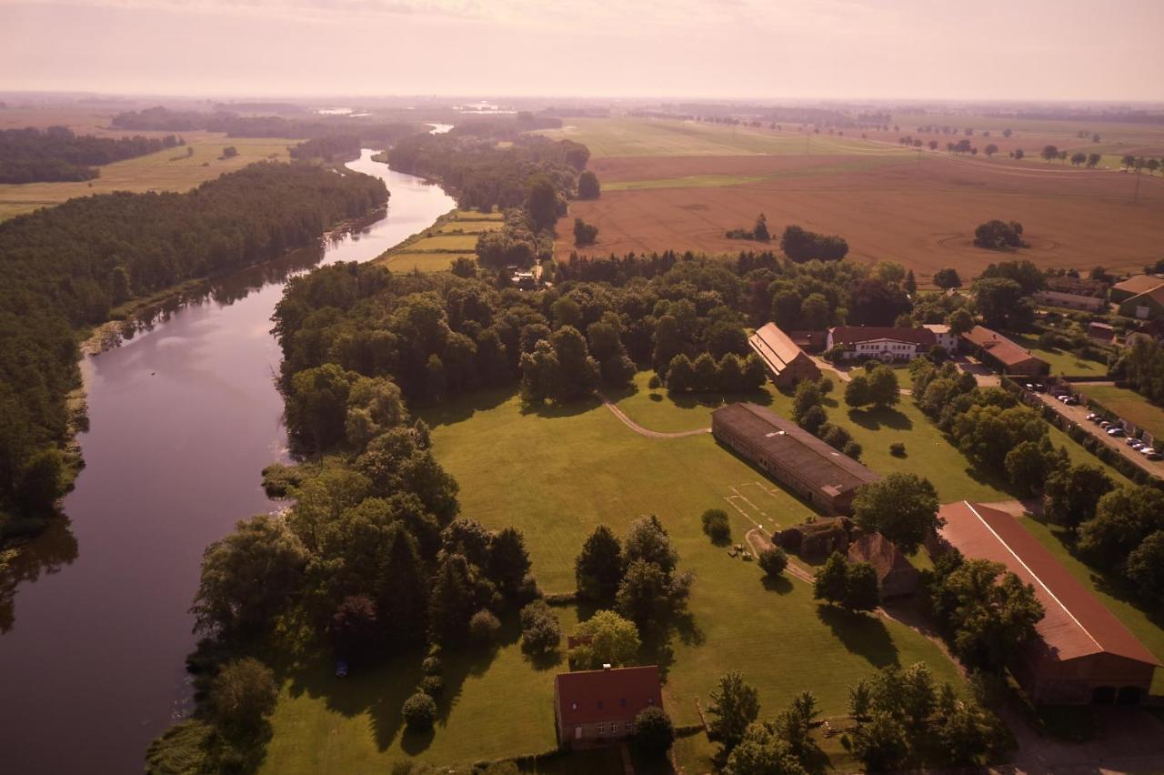 Relais&Châteaux Gutshaus Stolpe Stolpe an der Peene Exterior foto