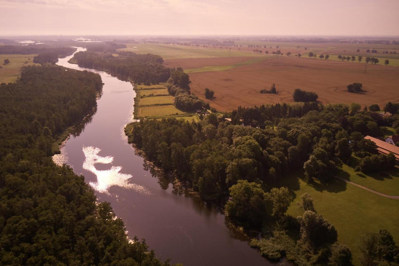 Relais&Châteaux Gutshaus Stolpe Stolpe an der Peene Exterior foto